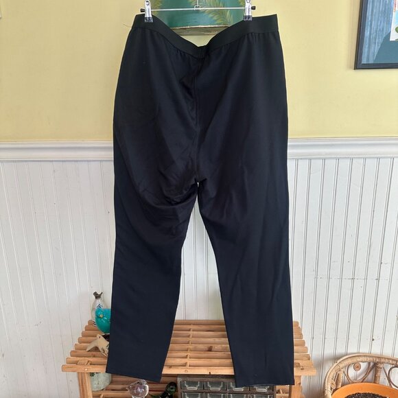 Roaman's 18/20 Black Pants Faux Leather Front Knit Back Pull On stretch legging - Picture 2 of 6